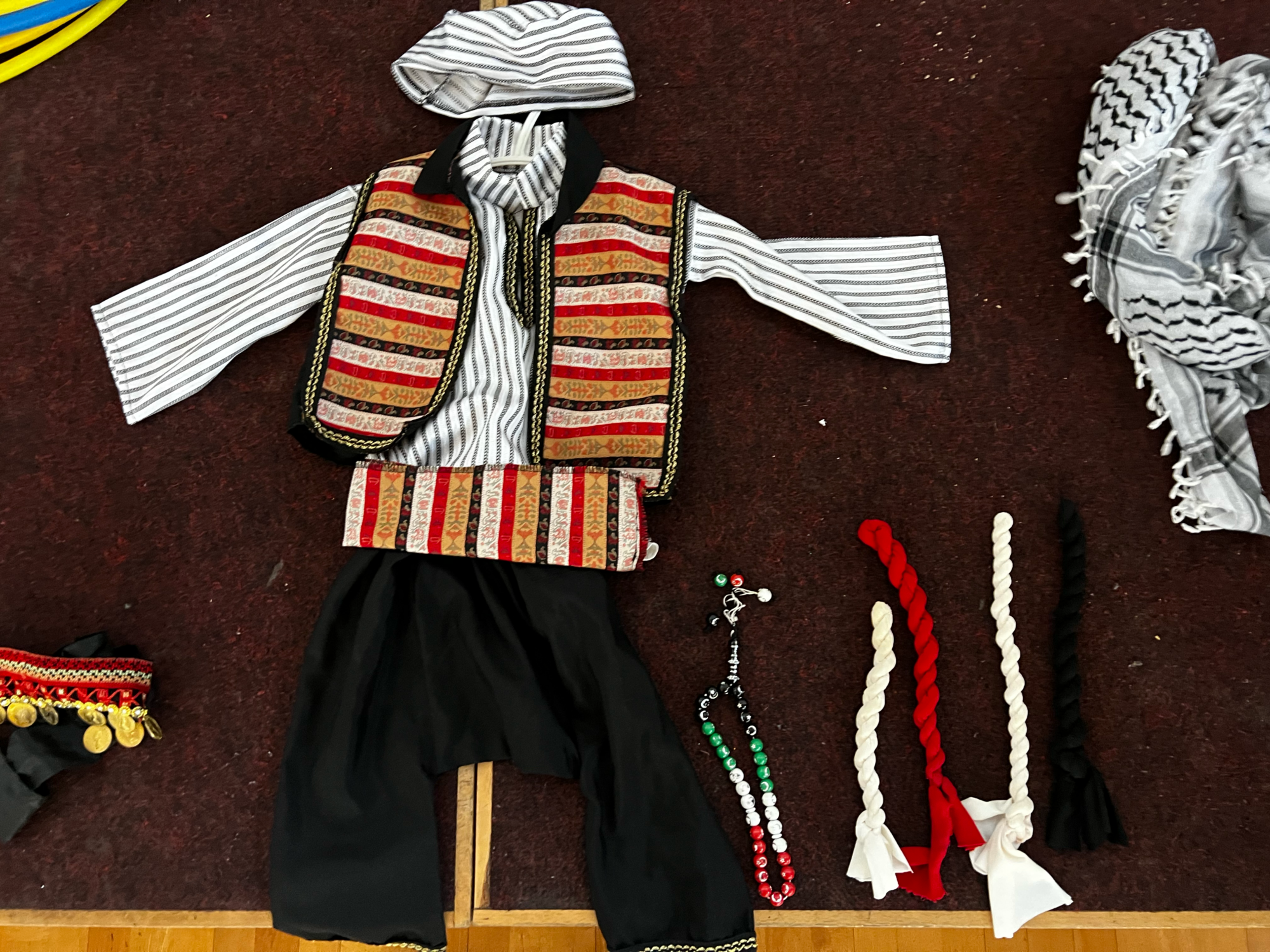 Traditional Arabic Clothing